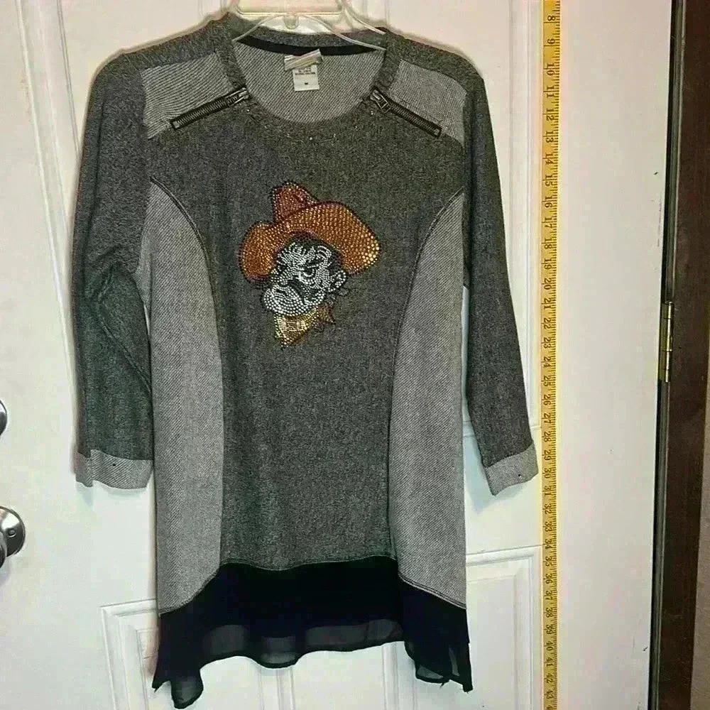 Oklahoma State Pistol Pete 3/4 length Sleeve Blouse, Size Medium